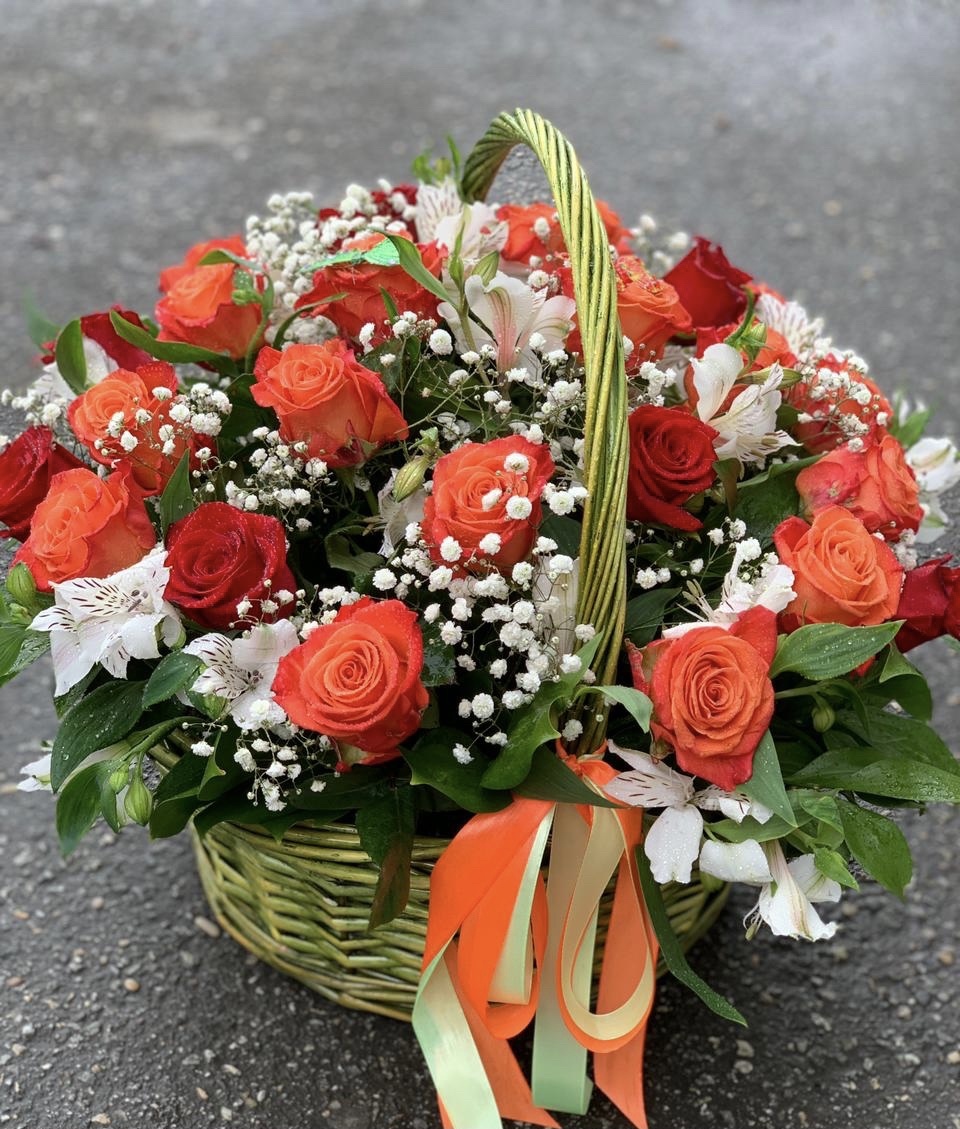 Незаменима