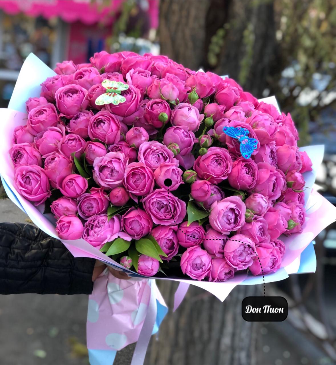 Букет из Пионовидной розы 