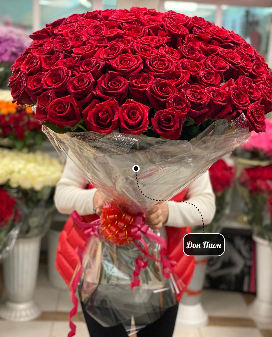 101 Роза в букете 