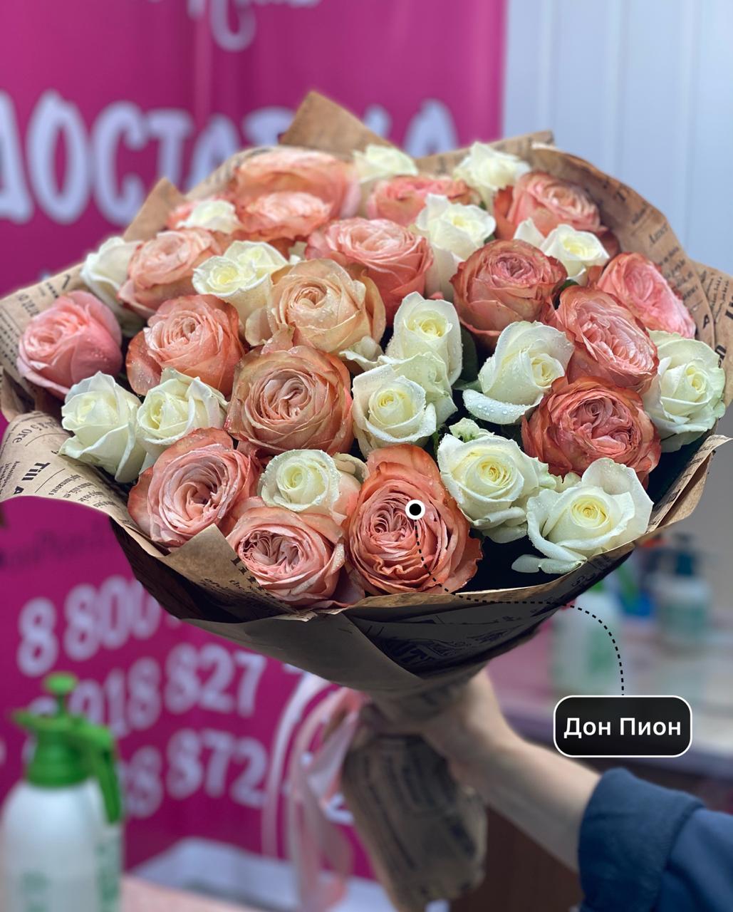 В букете 35 роз