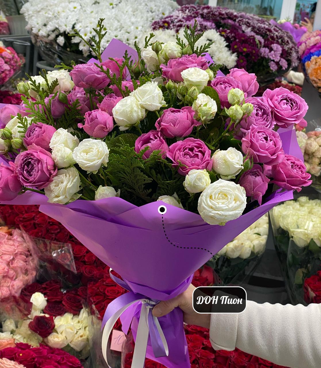 Букет из Пионовидной розы