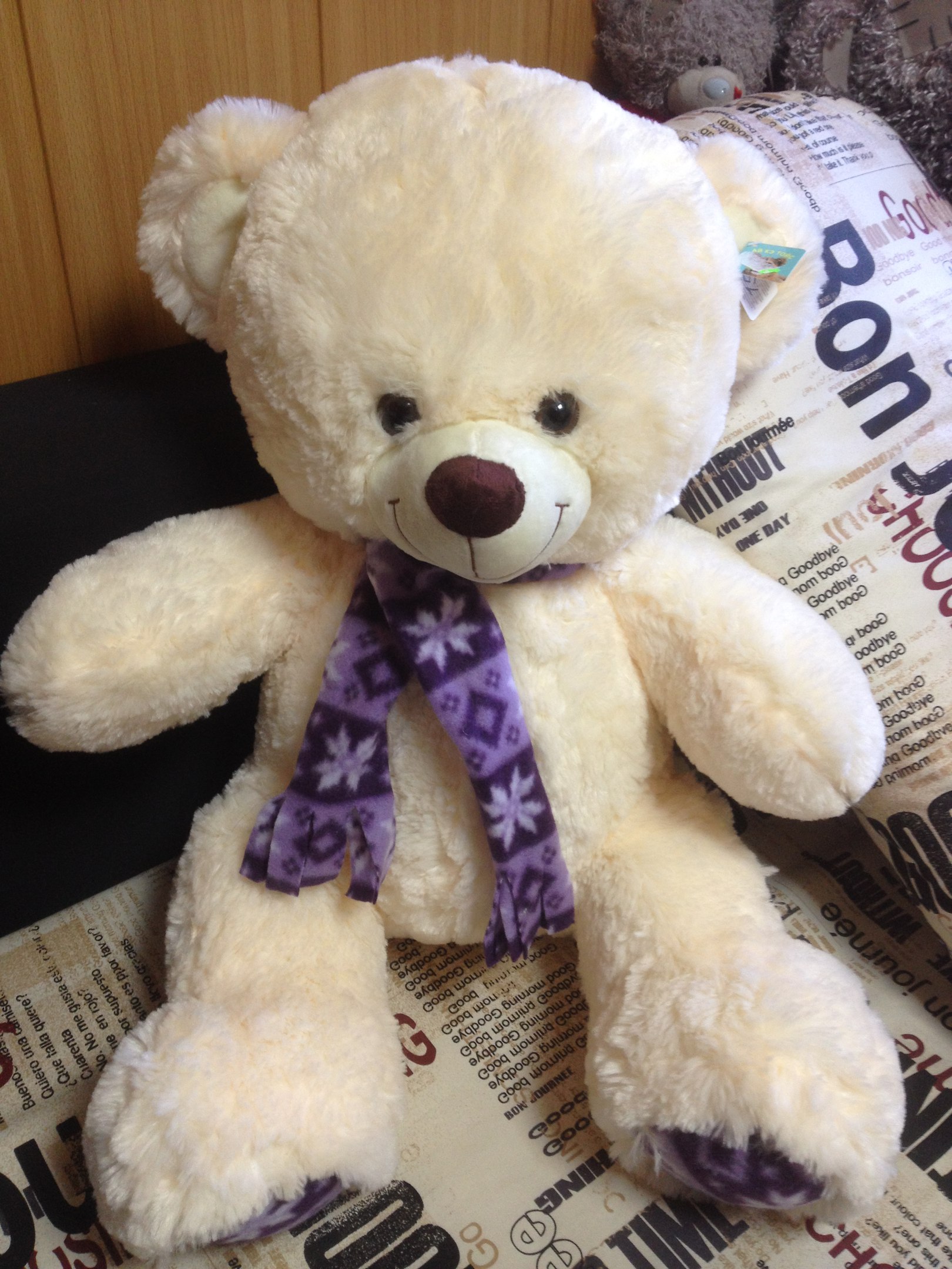 Бежевый мишка